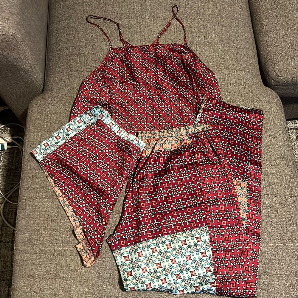 Victoria’s Secret Pajama Set w/shorts and pants, New